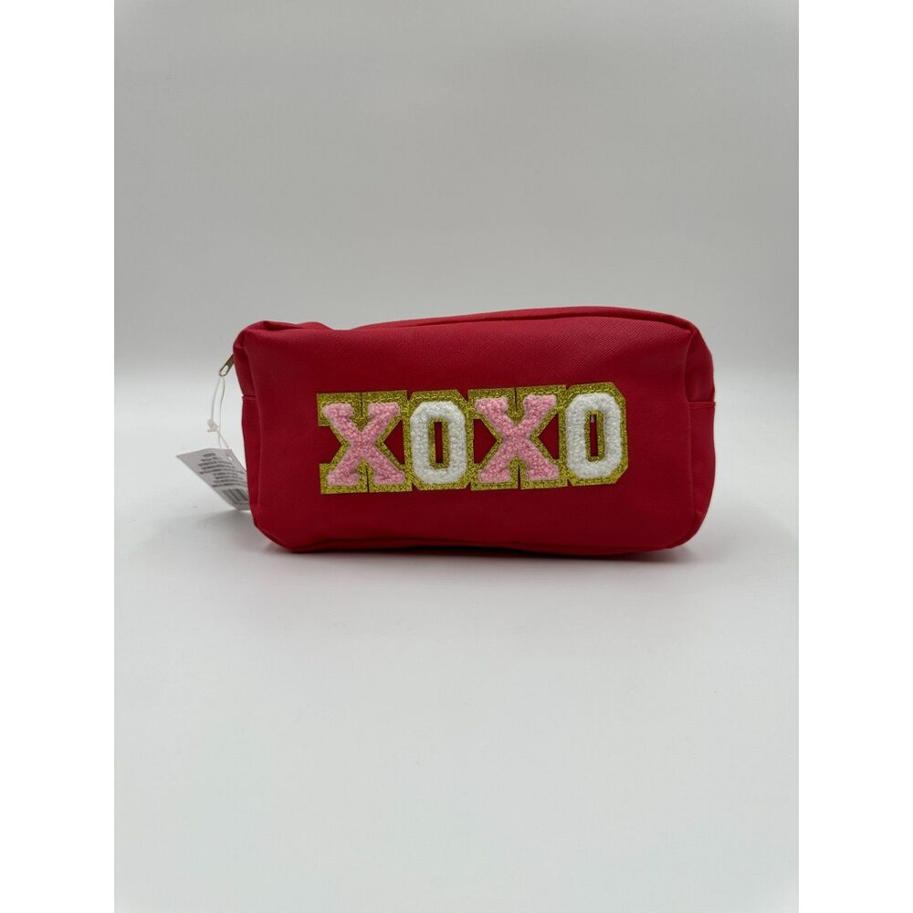 Sassy+Chic Cosmetics Bag "XOXO" with Zipper One Compartment 9 x 5" NWT Red